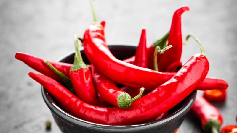 Ớt chỉ thiên là loại ớt có nhiều tác dụng tốt tới sức khoẻ nếu ăn hàm lượng hợp lý