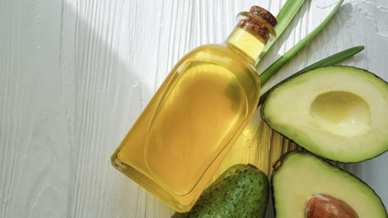 Persea gratissima oil có tác dụng hỗ trợ quá trình tổng hợp collagen