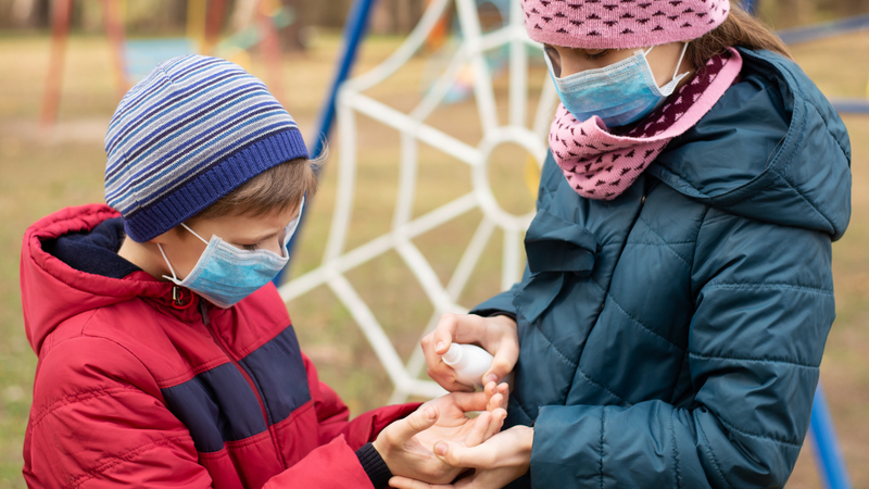 pha-che-dung-dich-rua-tay-tai-nha-nhu-the-nao 2