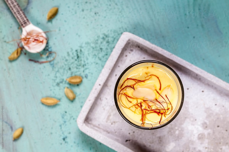 Pha saffron với nước sôi có tốt không? Cách dùng saffron hiệu quả 3