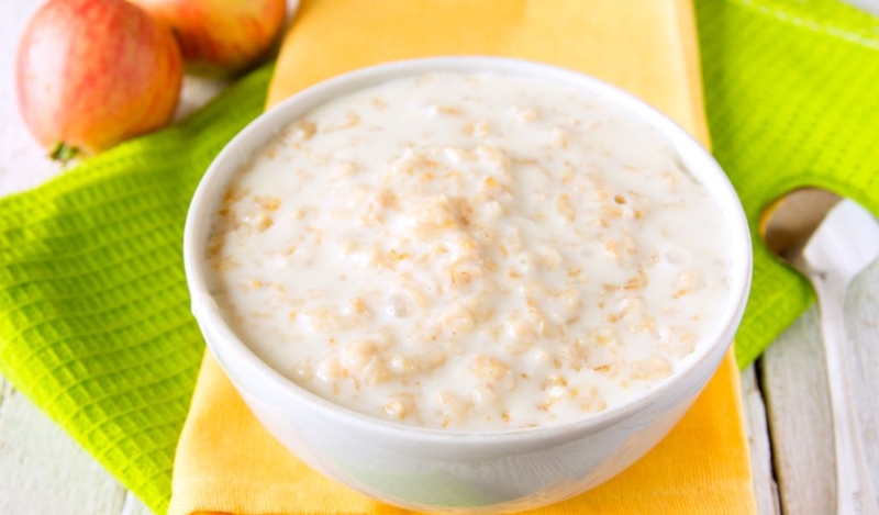 Pha yến mạch với nước sôi và cách chế biến tốt cho sức khỏe 2