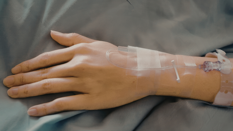 Người bệnh cần tuân thủ tuyệt đối chỉ định dùng thuốc từ bác sĩ chuyên khoa