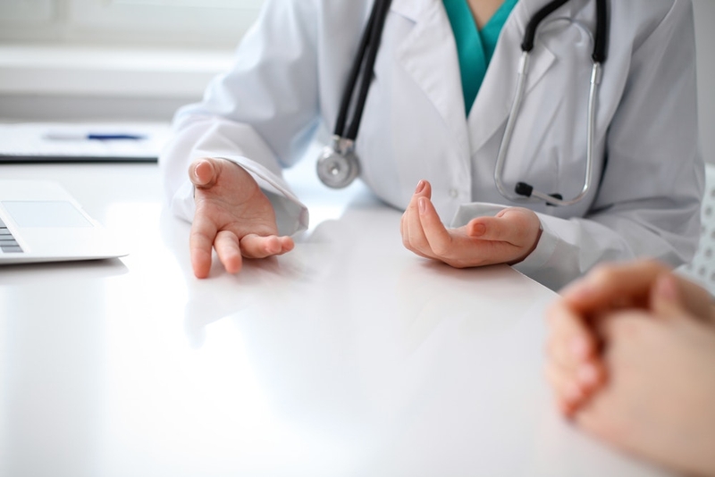 Nên đến gặp bác sĩ khi cơn đau kéo dài dai dẳng