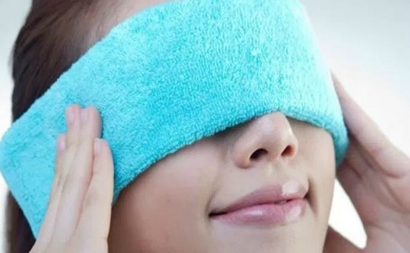 Phải làm sao để xử lý triệu chứng đau mắt đỏ bị sưng gây khó chịu 3