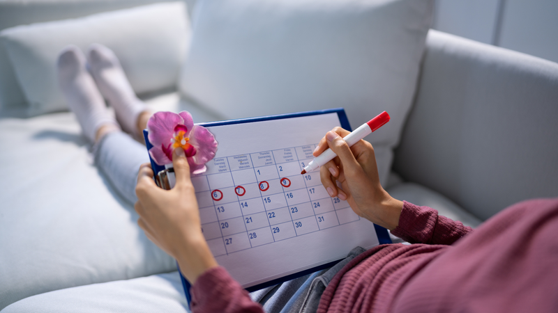 Phân biệt rong kinh và cường kinh giúp nhận biết rõ hơn tình trạng bất thường của chu kỳ kinh