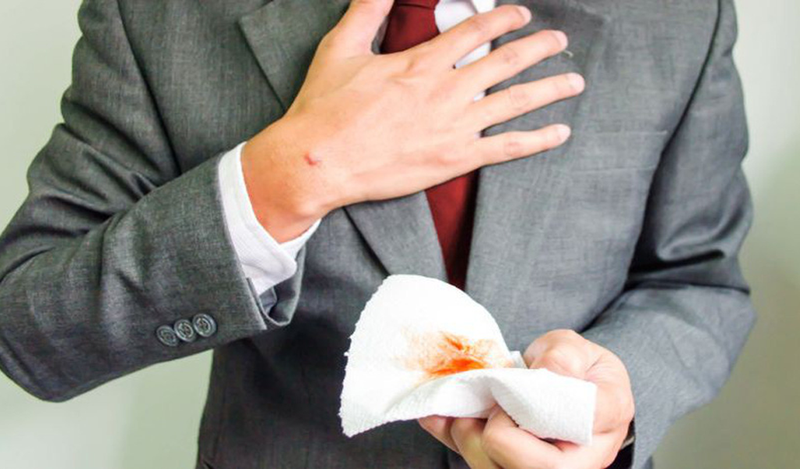 Bệnh nhân ho ra máu