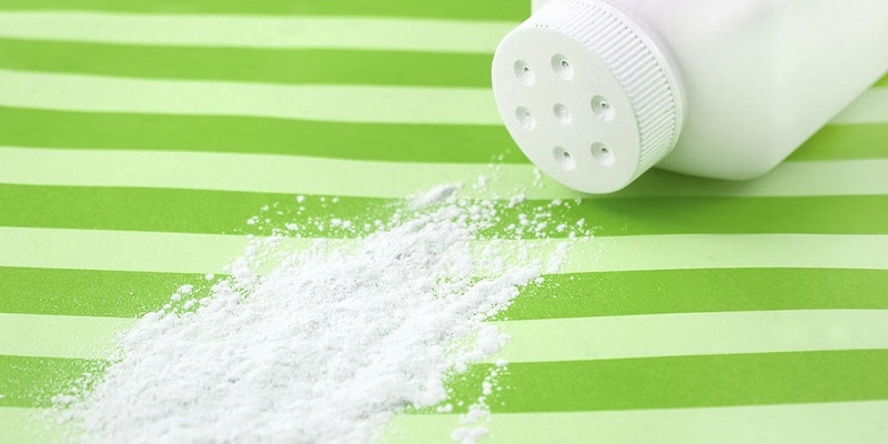 Bật mí cách cạo lông mặt bằng phấn rôm đúng chuẩn 1