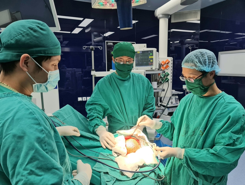 phau-thuat-lun-xuong-so-khong-co-chan-thuong-duoc-thuc-hien-nhu-the-nao 3.jpg