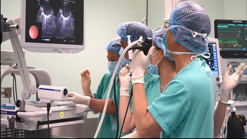 Phẫu thuật nội soi lấy máu đông màng phổi và những điều bạn cần biết 2