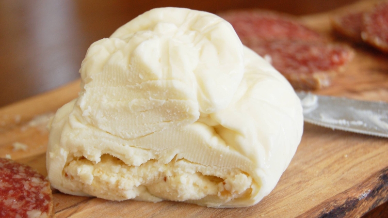 Loại phô mai này nên được dùng ngay trong ngày sản xuất để giữ hương vị trọn vẹn