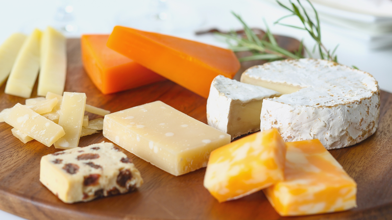 Phô mai có thể cung cấp vitamin và chất béo cho cơ thể