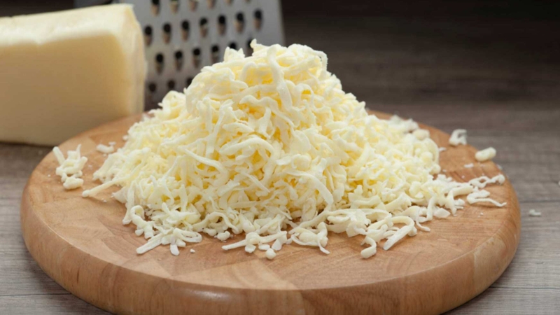 Phô mai parmesan có lượng protein và canxi dồi dào