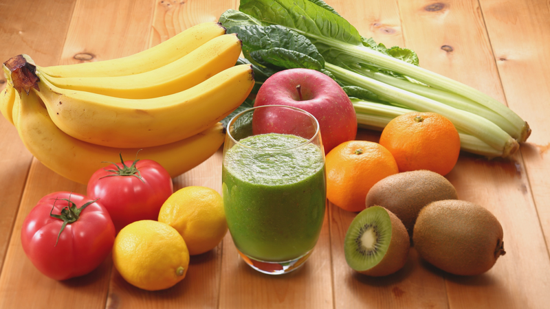 Bổ sung đầy đủ dưỡng chất giúp tăng cường hệ miễn dịch và bảo vệ phổi