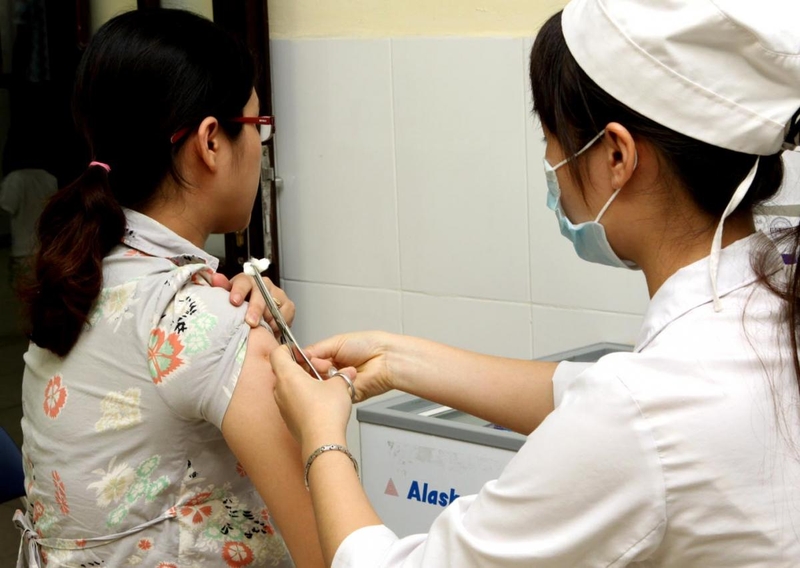 Phòng bệnh quai bị cho bà bầu không đúng cách: nguy hiểm cho cả mẹ và con như thế nào 3