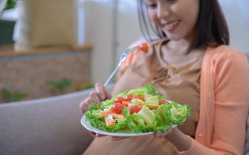 Ăn gì để giảm độ mờ da gáy? Top 6 thực phẩm mẹ bầu nên sử dụng 2