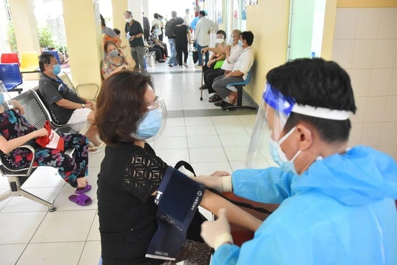 Tiêm vắc-xin Covid-19 mũi 4 có tác dụng thế nào?2