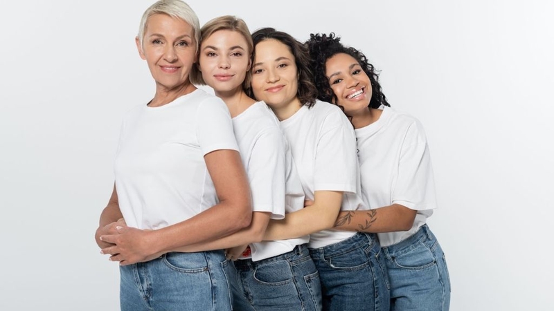 Phụ nữ 50 tuổi có sinh con được không? Lưu ý gì về sức khỏe? 1