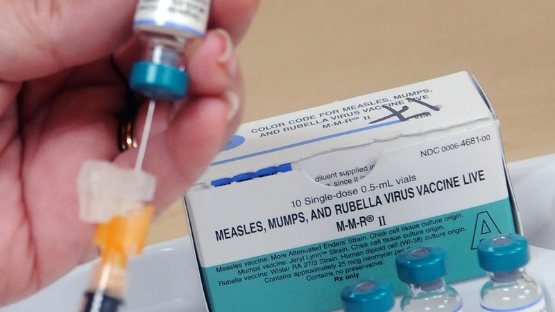 Phụ nữ đang cho con bú có thể tiêm vắc xin sởi được không? 1