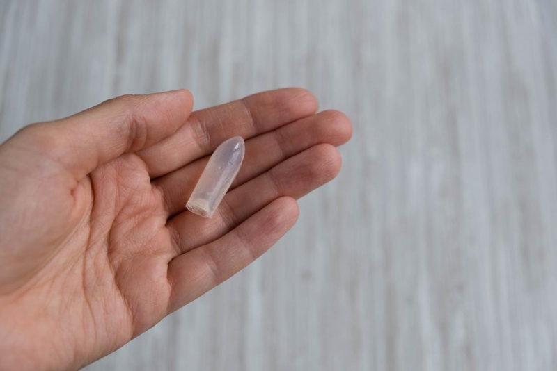 Phụ nữ đang đặt thuốc phụ khoa thì có kinh cần phải làm thế nào? 2