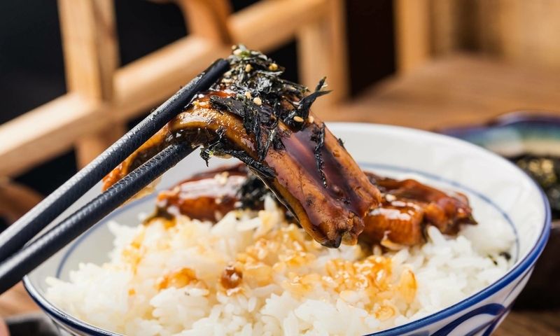 Phụ nữ sau sinh ăn lươn được không? Gợi ý một số thực phẩm tốt cho mẹ sau sinh