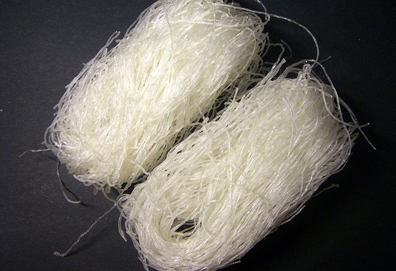 Phụ nữ sau sinh ăn miến được không? Ăn miến như thế nào là tốt nhất cho mẹ và bé? 1