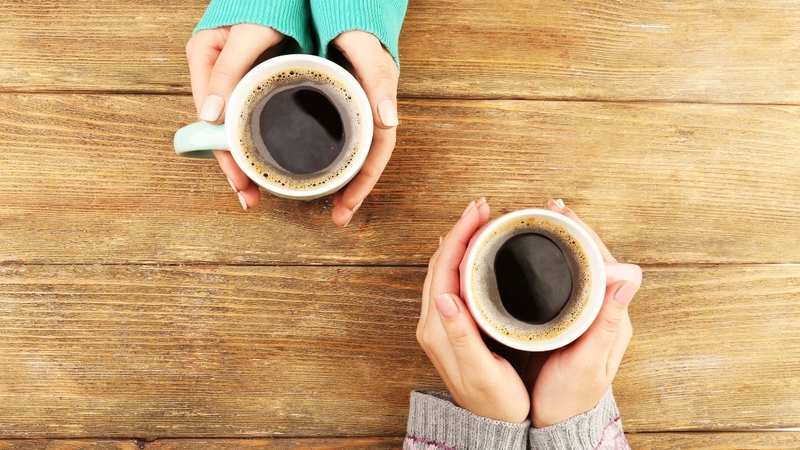 Người nhạy cảm với&nbsp;caffeine cần cân nhắc kỹ khi duy trì thói quen uống hàng ngày