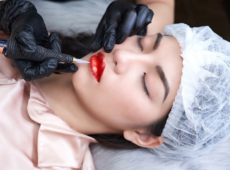 Phun môi Aqualips là gì? 3