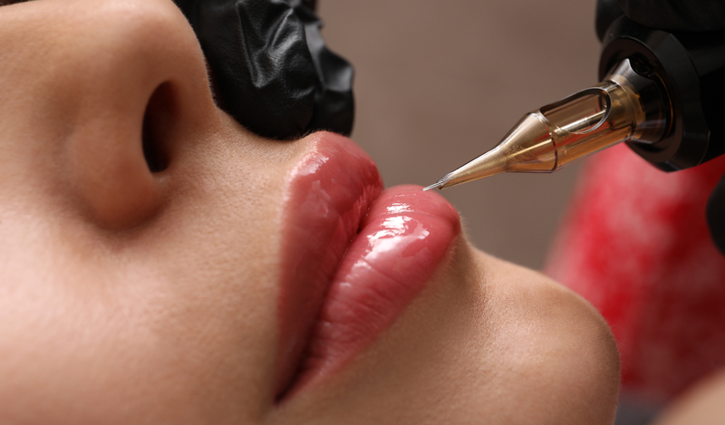 Phun môi bị bong da nhiều lần do kỹ thuật viên tay nghề kém