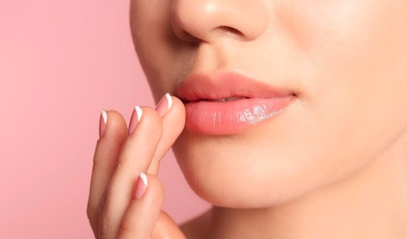 Phun môi pha lê là gì? Những ai phù hợp với kỹ thuật này? 1