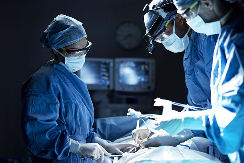 Phẫu thuật là phương pháp nhằm cắt bỏ khối u