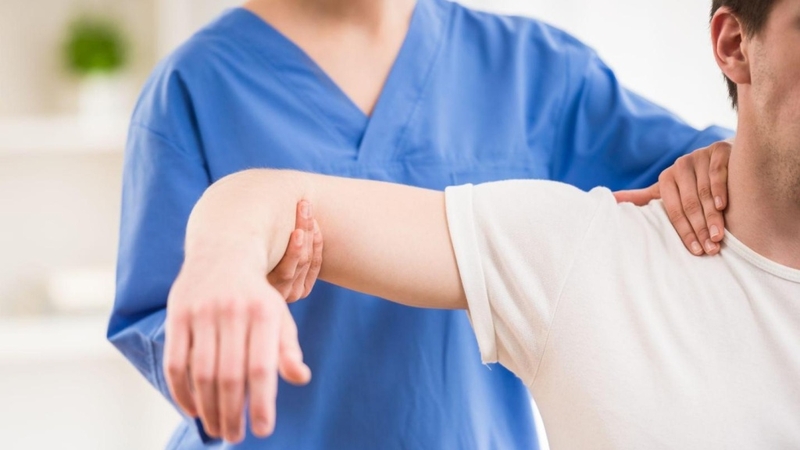 Phương pháp kéo giãn cột sống cổ và những điều cần biết 4