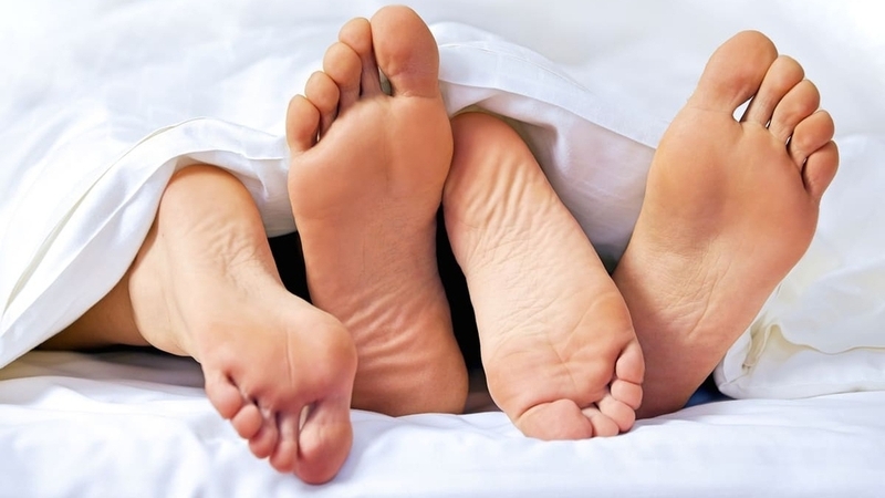 Quan hệ bằng hậu môn có thai không? Cách quan hệ tình dục an toàn qua đường hậu môn 1