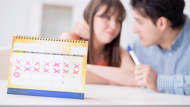 Quan hệ gần ngày hành kinh có thai không? Sự thật bạn cần biết