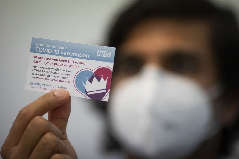 Quan ngại nguy cơ tái mắc Covid-19 sau mỗi 16 tháng nếu không tiêm vaccine 2