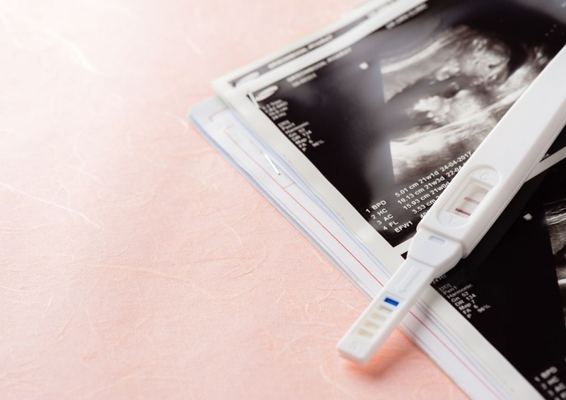 Que thử rụng trứng có thử thai được không 2