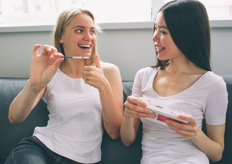 Que thử rụng trứng có thử thai được không 3