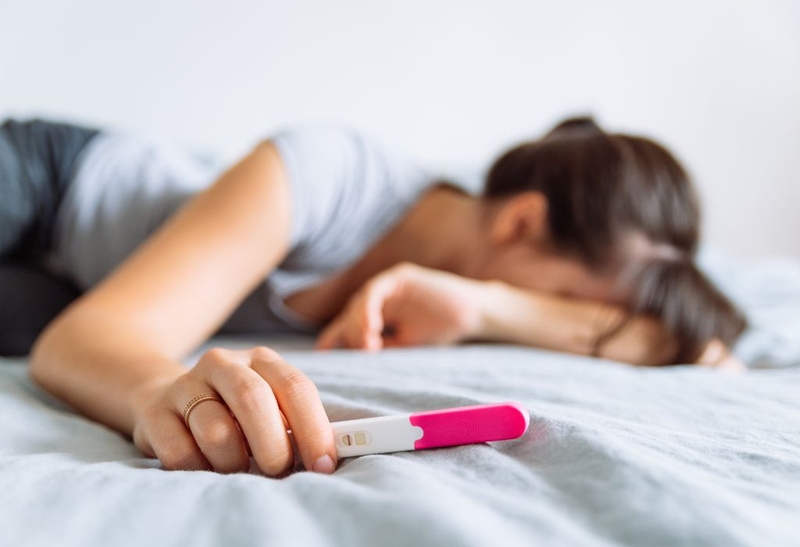 Que thử rụng trứng là gì? 1 ngày thử que rụng trứng mấy lần và cách đọc kết quả 2