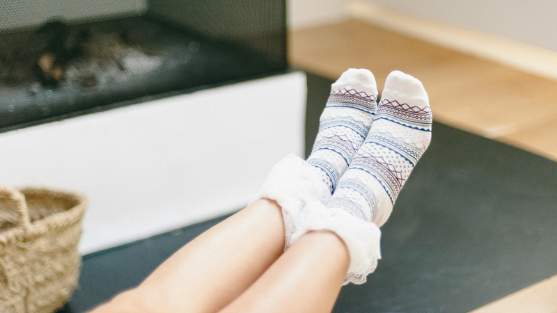 Ủ ấm kỹ cho đôi chân