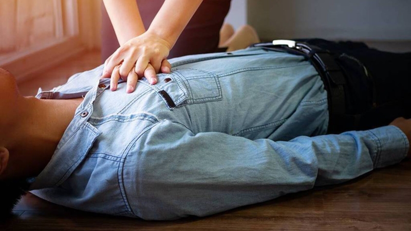 Thực hiện CPR là bước quan trọng trong quy trình cấp cứu ngừng tuần hoàn Bộ Y tế
