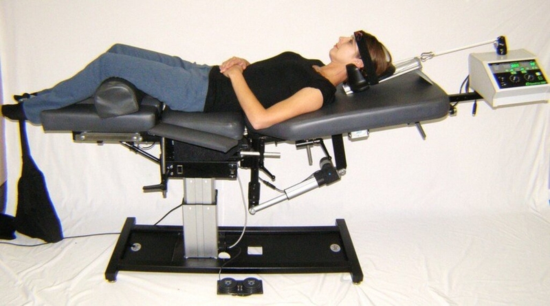 quy-trinh-keo-gian-cot-song-that-lung-ho-tro-chua-xuong-khop-hieu-qua 2.jpg