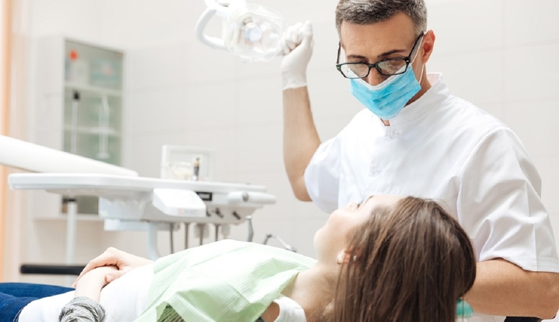 Răng mẻ bị ê buốt phải giảm triệu chứng như thế nào? 3