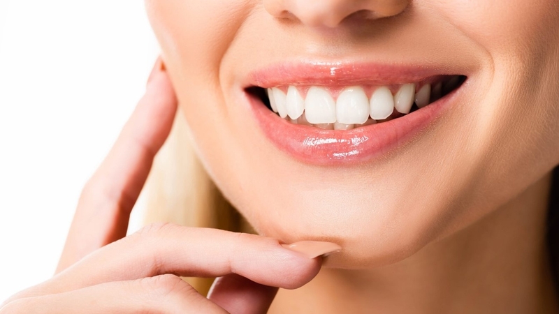 Răng sứ HT Smile là gì? Có tốt không? Ưu điểm của răng sứ HT Smile 1