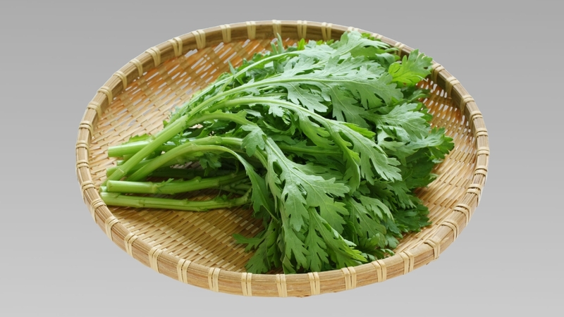 Giải đáp thắc mắc rau cải cúc có ăn sống được không