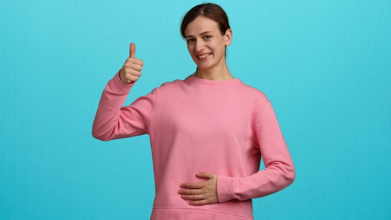 Rau cải cúc giàu chất xơ, hỗ trợ nhu động ruột và giúp cải thiện sức khỏe tiêu hóa