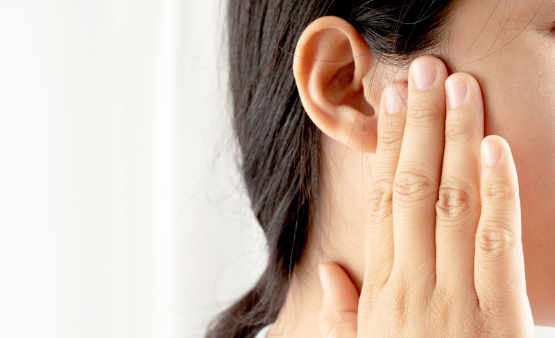 Ráy tai khô cứng cần xử lý thế nào 2