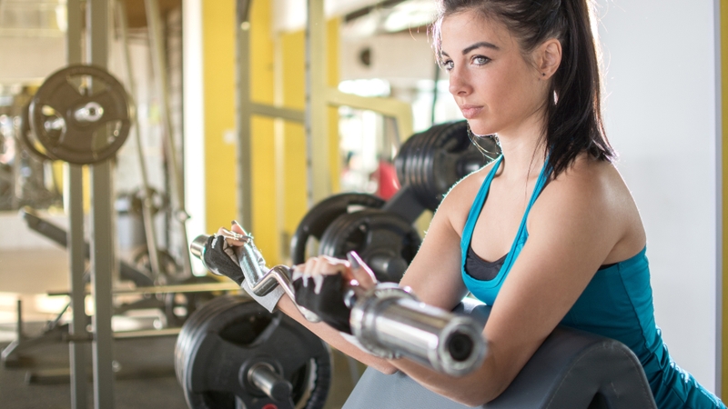 Reverse Curls là gì? Hướng dẫn tập đúng cách để phát triển cơ tay trước 5