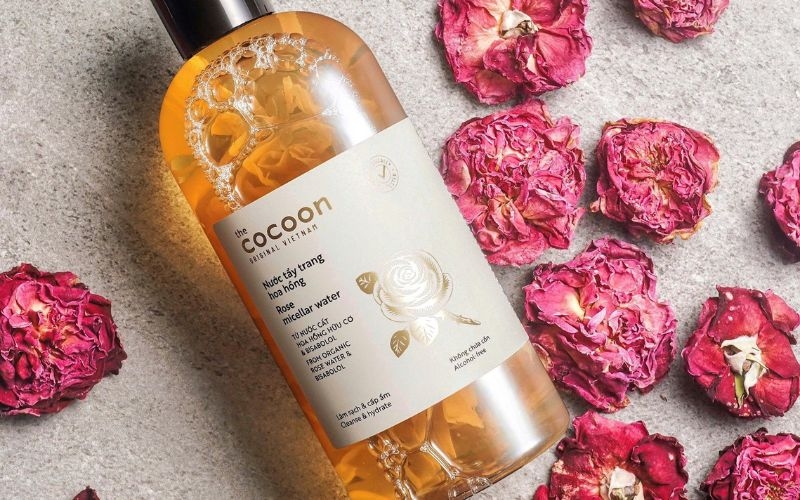 Review: Các dòng nước hoa hồng cocoon hiện nay 3