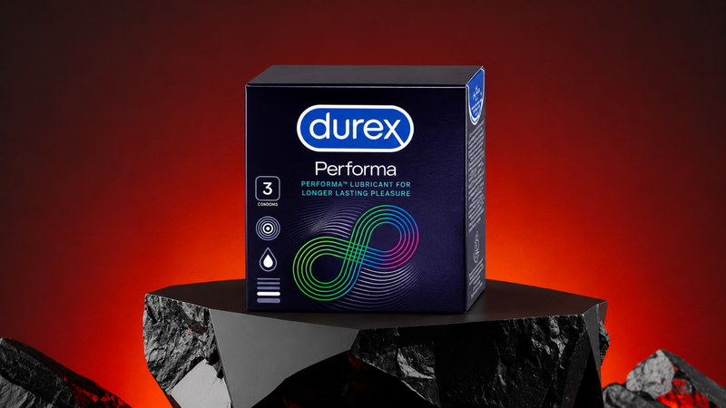 Durex Performa nổi bật với chất bôi trơn chứa 5% benzocaine