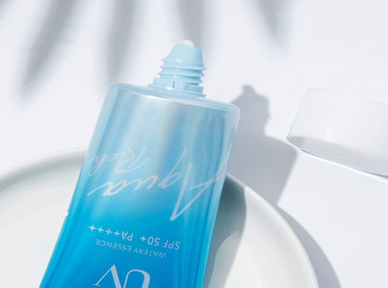 Review kem chống nắng Biore UV Aqua Rich, nên mua không?