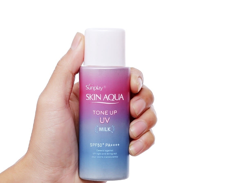 Review kem chống nắng Skin Aqua chi tiết nhất 3